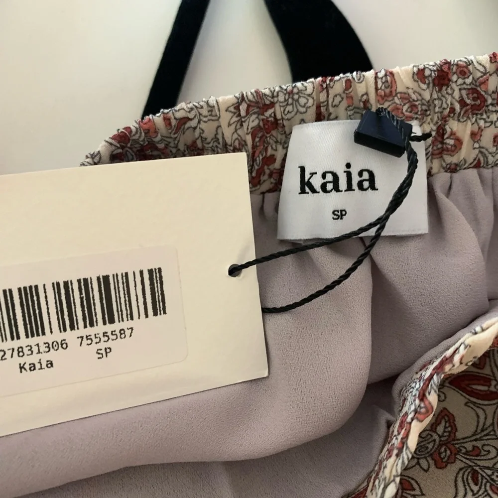 Kaia Floral Women's Skirt NEW size small